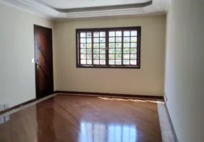 Foto 1 de Sobrado com 4 Quartos para alugar, 180m² em Jardim Têxtil, São Paulo