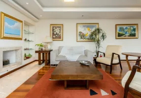 Foto 1 de Apartamento com 3 Quartos à venda, 211m² em Batel, Curitiba