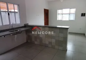 Foto 1 de Casa com 2 Quartos à venda, 57m² em Jardim Corumbá, Itanhaém