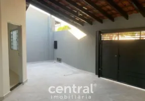 Foto 1 de Casa com 2 Quartos para alugar, 80m² em Jardim Vânia Maria, Bauru
