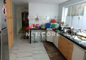 Foto 1 de Sobrado com 2 Quartos à venda, 150m² em Vila Curuçá, São Paulo