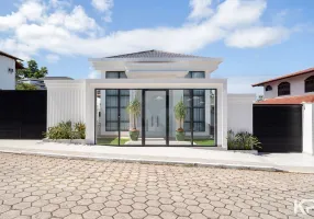 Foto 1 de Casa com 5 Quartos à venda, 1000m² em Ilha do Frade, Vitória