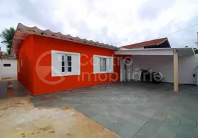 Foto 1 de Casa com 2 Quartos à venda, 122m² em Balneario Sao Joao Batista , Peruíbe
