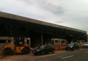 Foto 1 de Galpão/Depósito/Armazém à venda, 275m² em Wanel Ville, Sorocaba