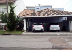 Foto 1 de Casa de Condomínio com 4 Quartos à venda, 220m² em Vila Mike, São Roque