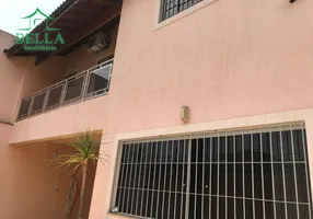 Foto 1 de Sobrado com 4 Quartos para venda ou aluguel, 300m² em Jardim Marisa, São Paulo