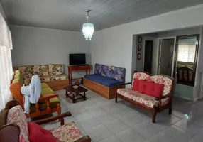 Foto 1 de Casa com 3 Quartos para alugar, 60m² em Centro, Capão da Canoa