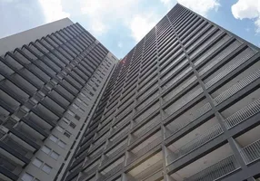 Foto 1 de Apartamento com 2 Quartos para alugar, 37m² em Vila Firmiano Pinto, São Paulo