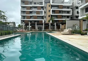 Foto 1 de Apartamento com 3 Quartos à venda, 140m² em Praia da Enseada, Ubatuba