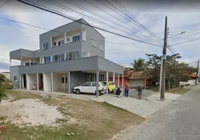 Foto 1 de Sobrado com 10 Quartos à venda, 336m² em Salinas, Balneário Barra do Sul