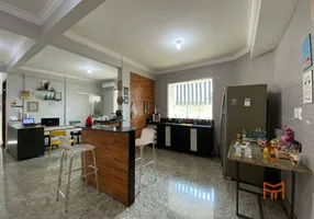 Foto 1 de Casa com 4 Quartos à venda, 436m² em Marco, Belém