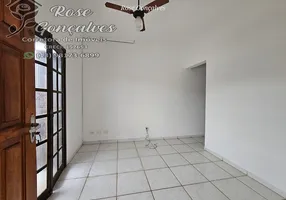 Foto 1 de Casa de Condomínio com 2 Quartos para alugar, 57m² em Belas Artes, Itanhaém