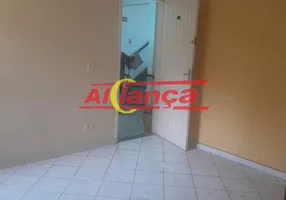 Foto 1 de Apartamento com 2 Quartos para alugar, 55m² em Taboão, Guarulhos