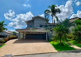 Foto 1 de Casa de Condomínio com 3 Quartos à venda, 434m² em Bairro Marambaia, Vinhedo