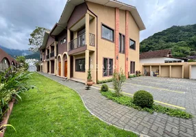 Foto 1 de Casa de Condomínio com 3 Quartos à venda, 116m² em Araras, Teresópolis