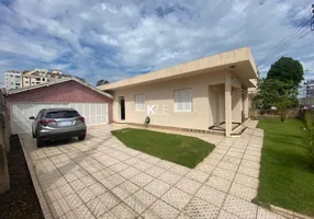 Foto 1 de Casa com 4 Quartos à venda, 150m² em Coqueiros, Florianópolis