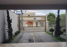 Foto 1 de Sobrado com 4 Quartos à venda, 300m² em Parque das Américas, Mauá