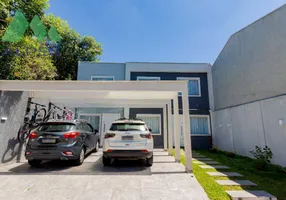 Foto 1 de Sobrado com 3 Quartos à venda, 260m² em Uberaba, Curitiba