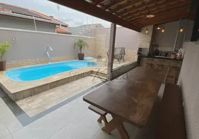 Foto 1 de Sobrado com 3 Quartos à venda, 137m² em Loteamento Villa Branca, Jacareí