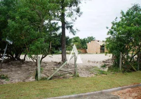 Foto 1 de Lote/Terreno à venda, 613m² em Praia da Barra, Garopaba