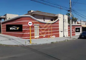 Foto 1 de Casa com 3 Quartos à venda, 242m² em Vila Riachuelo, Bauru