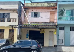 Foto 1 de Sobrado com 4 Quartos à venda, 200m² em Centro, Manaus