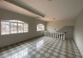 Foto 1 de Casa com 3 Quartos à venda, 150m² em Nova Gerti, São Caetano do Sul