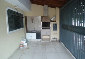 Foto 1 de Casa com 2 Quartos à venda, 100m² em Jardim Conceicao, São José do Rio Preto
