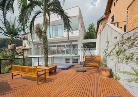 Foto 1 de Casa com 3 Quartos à venda, 537m² em Alto de Pinheiros, São Paulo