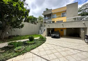 Foto 1 de Sobrado com 4 Quartos à venda, 405m² em Parque dos Príncipes, São Paulo