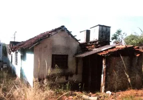 Foto 1 de Casa com 3 Quartos à venda, 10m² em Fabrício, Uberaba