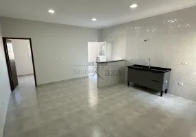 Foto 1 de Casa com 2 Quartos à venda, 63m² em Jardim Pitoresco, Jacareí