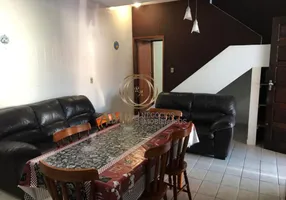 Foto 1 de Sobrado com 3 Quartos à venda, 250m² em Martim de Sa, Caraguatatuba