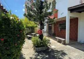 Foto 1 de Casa com 4 Quartos à venda, 300m² em Cabo Branco, João Pessoa