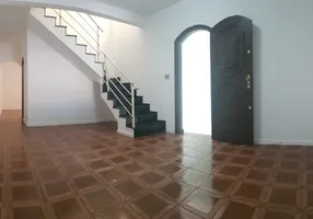 Foto 1 de Casa com 3 Quartos à venda, 250m² em Parque Fongaro, São Paulo