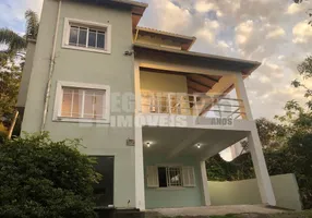 Foto 1 de Casa com 5 Quartos para alugar, 213m² em Córrego Grande, Florianópolis