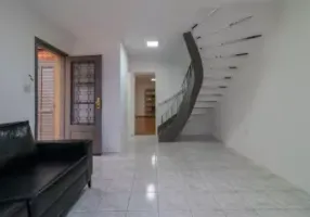 Foto 1 de Casa com 2 Quartos para alugar, 125m² em Jardim Das Bandeiras, São Paulo