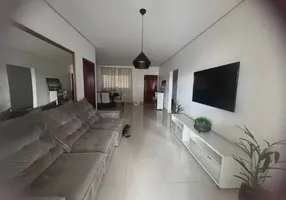Foto 1 de Casa com 3 Quartos à venda, 150m² em Bucarein, Joinville
