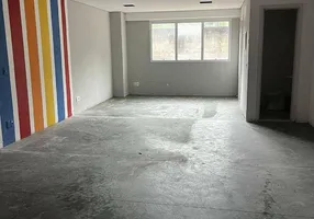 Foto 1 de Sala Comercial à venda, 60m² em Limoeiro, Arujá