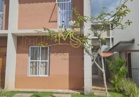 Foto 1 de Casa com 2 Quartos à venda, 76m² em Jardim Maria Tereza, Cotia