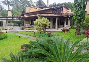 Foto 1 de Casa com 4 Quartos para venda ou aluguel, 332m² em Parque das Cigarreiras, Taboão da Serra