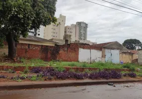 Foto 1 de Lote/Terreno à venda, 420m² em Jardim Aclimação, Maringá