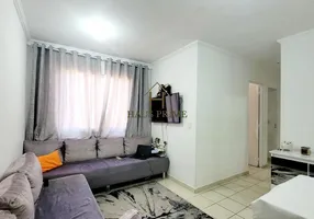 Foto 1 de Apartamento com 2 Quartos à venda, 50m² em Moinho Velho, Embu das Artes