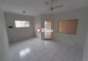 Foto 1 de Casa de Condomínio com 2 Quartos para alugar, 84m² em São Gonçalo, Taubaté