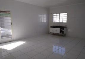 Foto 1 de Casa com 3 Quartos à venda, 110m² em Residencial e Comercial Laerte Asumpcao, Pindamonhangaba