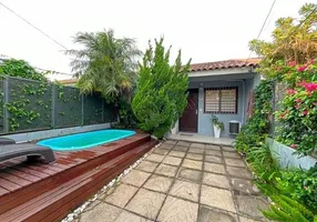 Foto 1 de Casa com 2 Quartos à venda, 58m² em Hípica, Porto Alegre