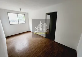 Foto 1 de Apartamento com 2 Quartos à venda, 48m² em Parque Bristol, São Paulo