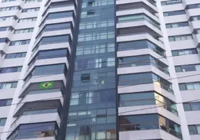 Foto 1 de Apartamento com 4 Quartos à venda, 220m² em Tamarineira, Recife