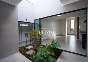 Foto 1 de Casa de Condomínio com 4 Quartos à venda, 273m² em Parque Residencial Damha, Presidente Prudente