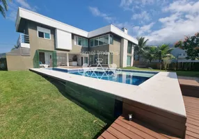 Foto 1 de Sobrado com 4 Quartos à venda, 600m² em Costa Nova, Caraguatatuba